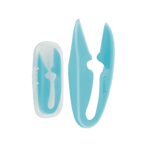 Combi Baby Label Food Cutter in blue.