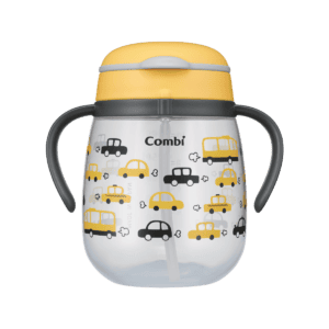Combi LakuMug straw cup with a car design, with the lid closed.