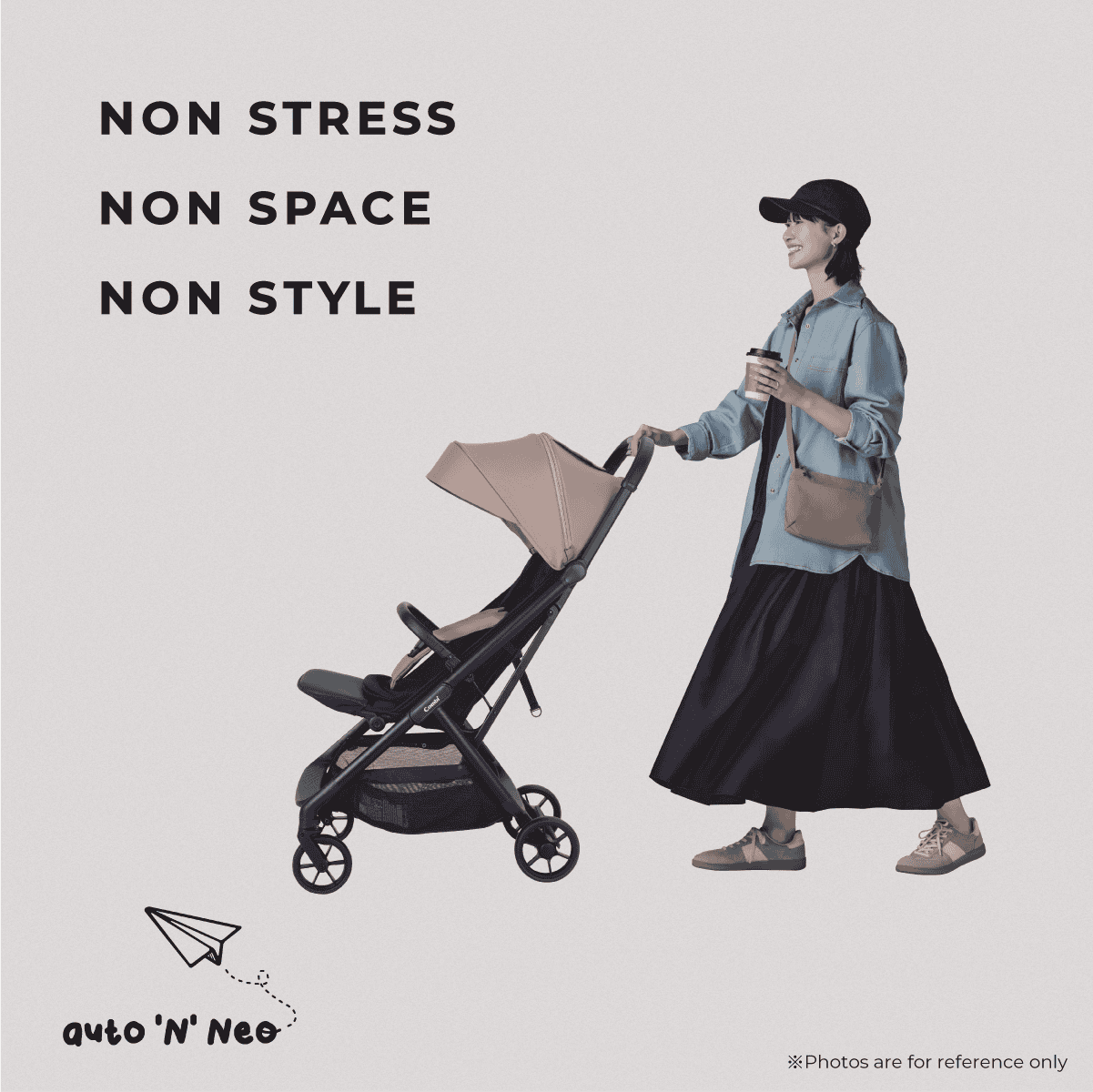 Combi Auto N Neo stroller feature panel showing a parent pushing the stroller outdoors.